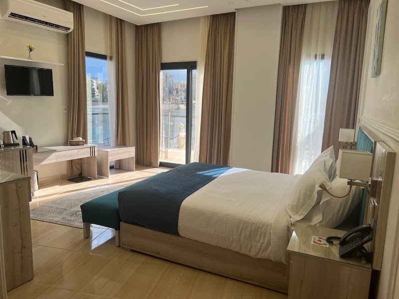 Armed Forces Officers Club - Laylati Hall - Photo 1