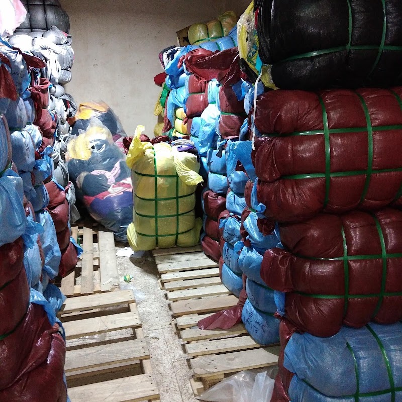 محل ملابس خالد ابن الوليد - Photo 1