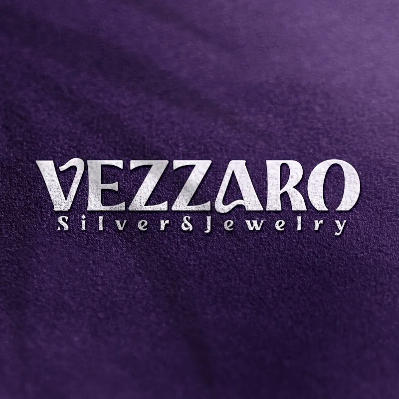 Vezzaro Silver | Citystars Mall - صورة 2