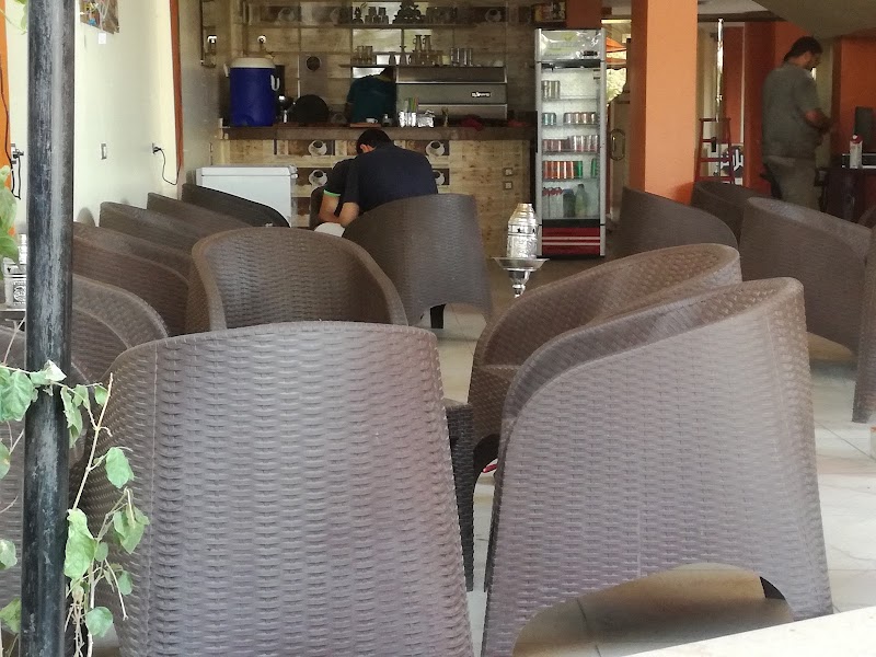 Milano Café - Photo 2