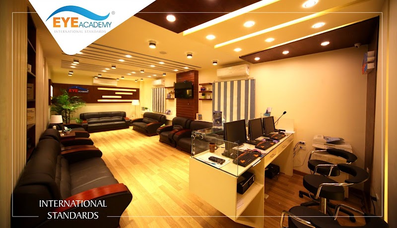 مركز الاكاديميه للعيون والليزك - Photo 2