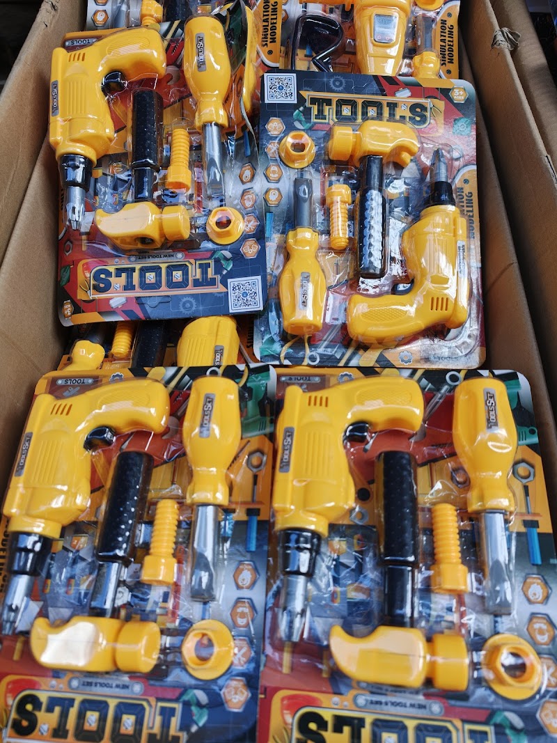 مكتبة المصري لتجارة و توزيع الكتب الخارجيه الأدوات المدرسيه والورقيات - صورة 3