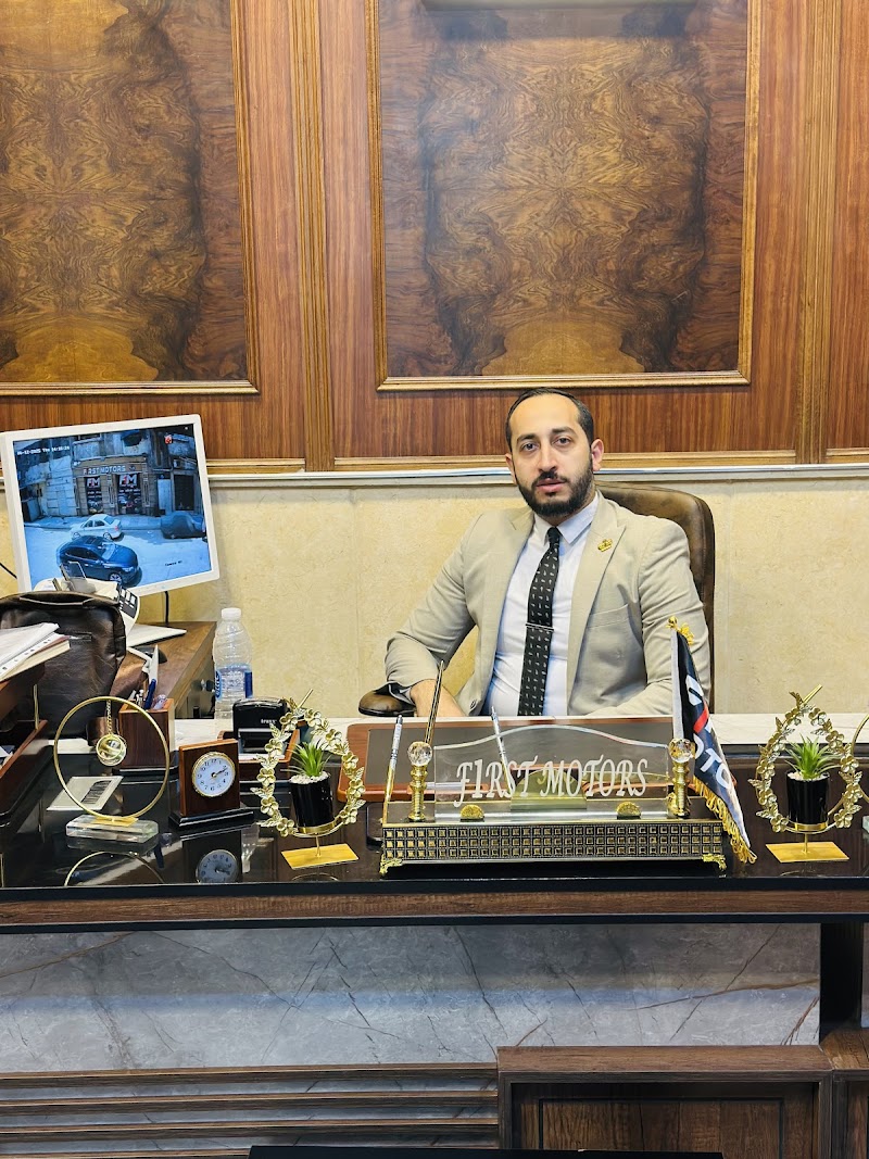 الأستاذ أحمد زين الماحي المحامى - صورة 1