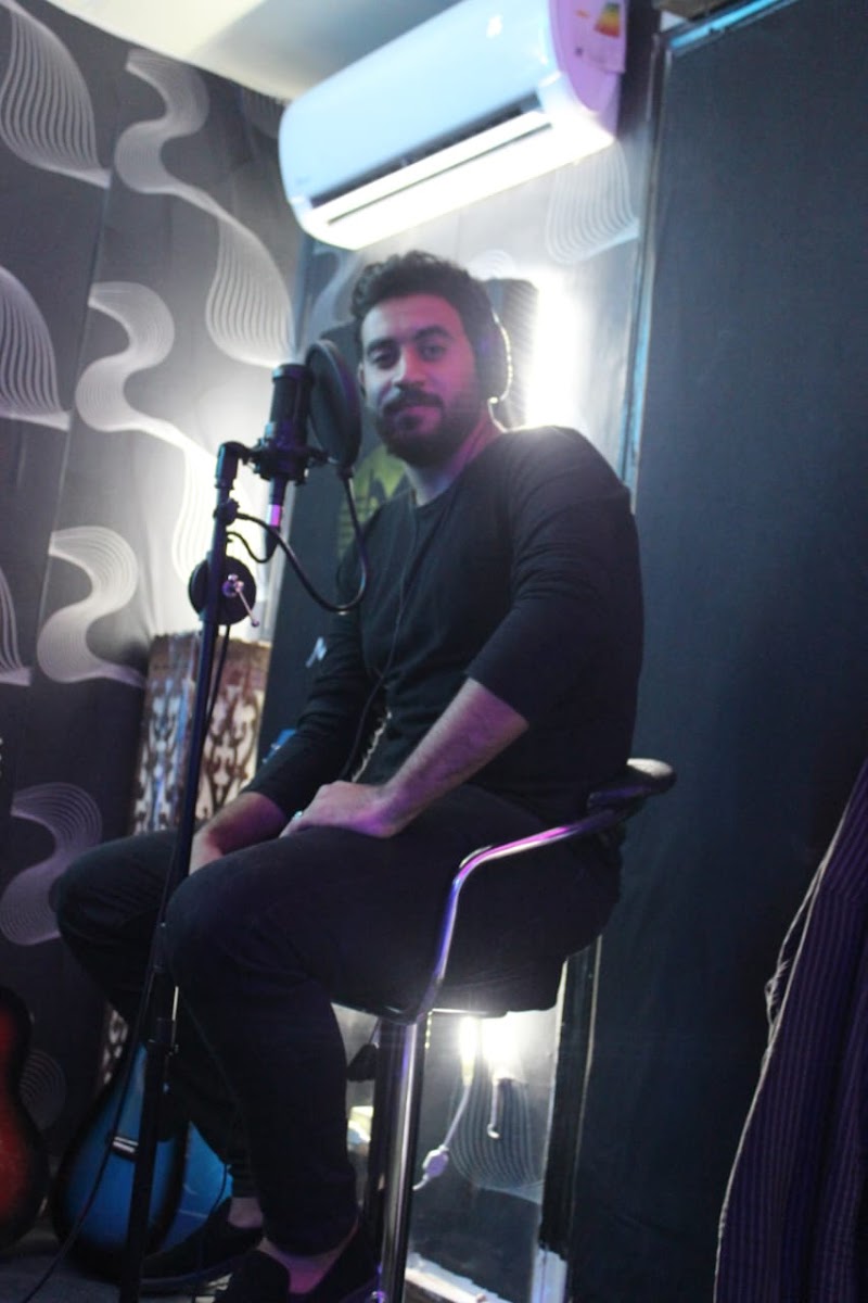 ستوديو زيكا الايرانى - صورة 1