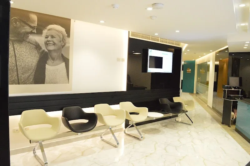 Madina Clinics مجمع المدينة الطبي - صورة 1