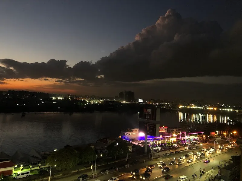 FlairsTech - Photo 2