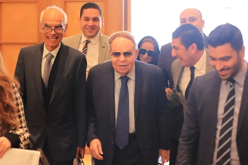 مكتب كريم الصباحى للمحاماة والإستشارات القانونية - صورة 2