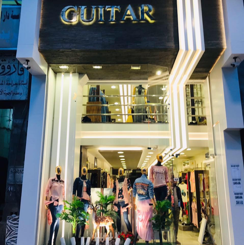 Guitar fashion