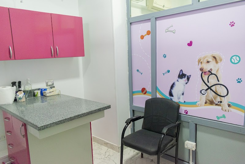 Royal Veterinary Center - العيادة الملكية البيطرية - Photo 2