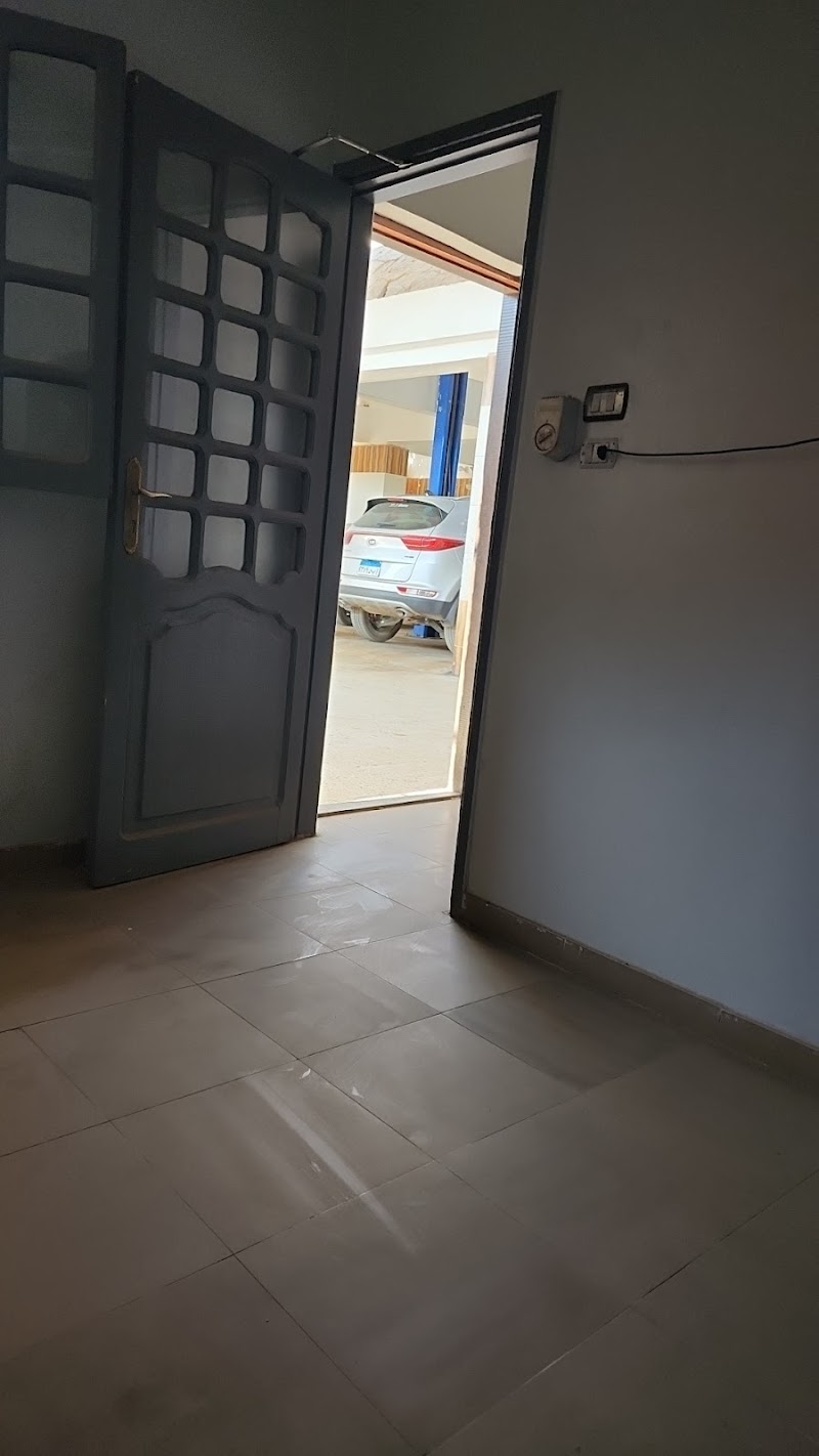 Renault Service Center - صورة 1