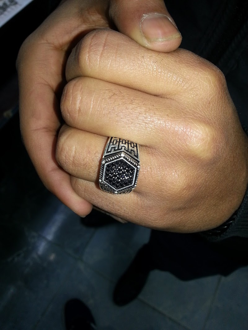 Silver Chanel - صورة 2
