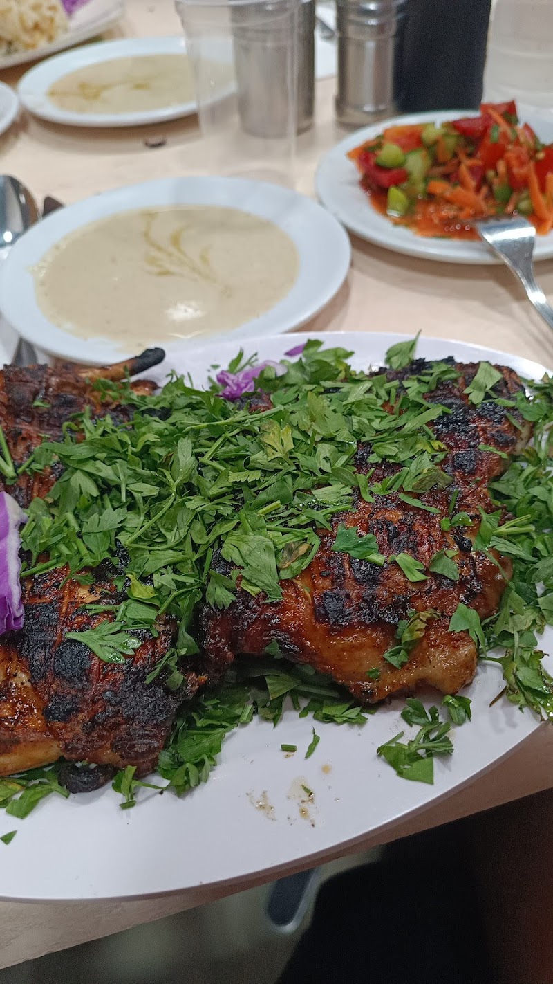 مطعم طلعت فرع يسري راغب - صورة 3