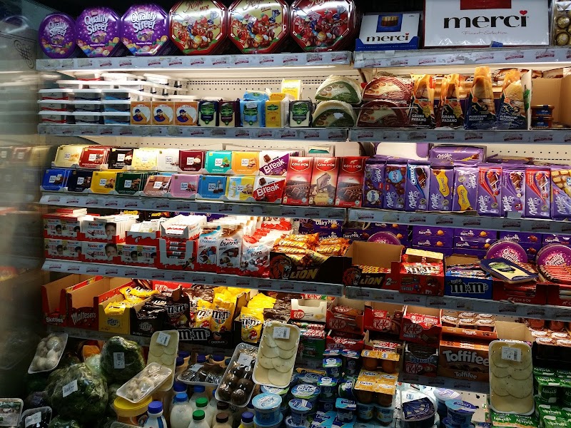 Forty Market - Photo 1