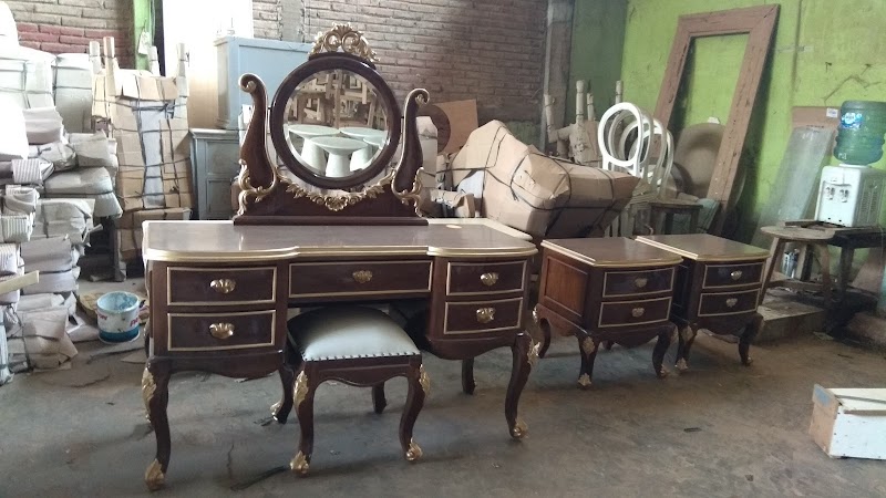 La Roche Furniture - Photo 3