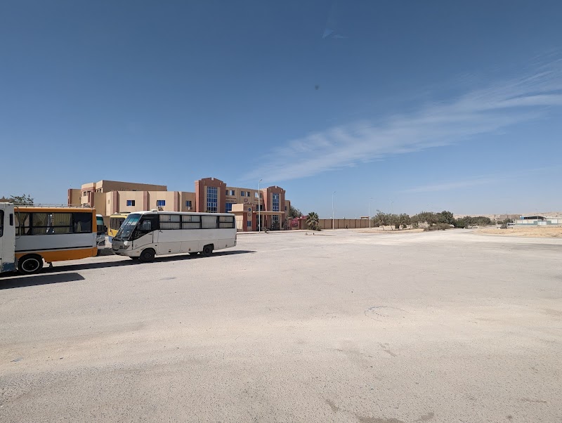 المعهد العالي لتكنولوجيا الإدارة و المعلومات - Photo 3