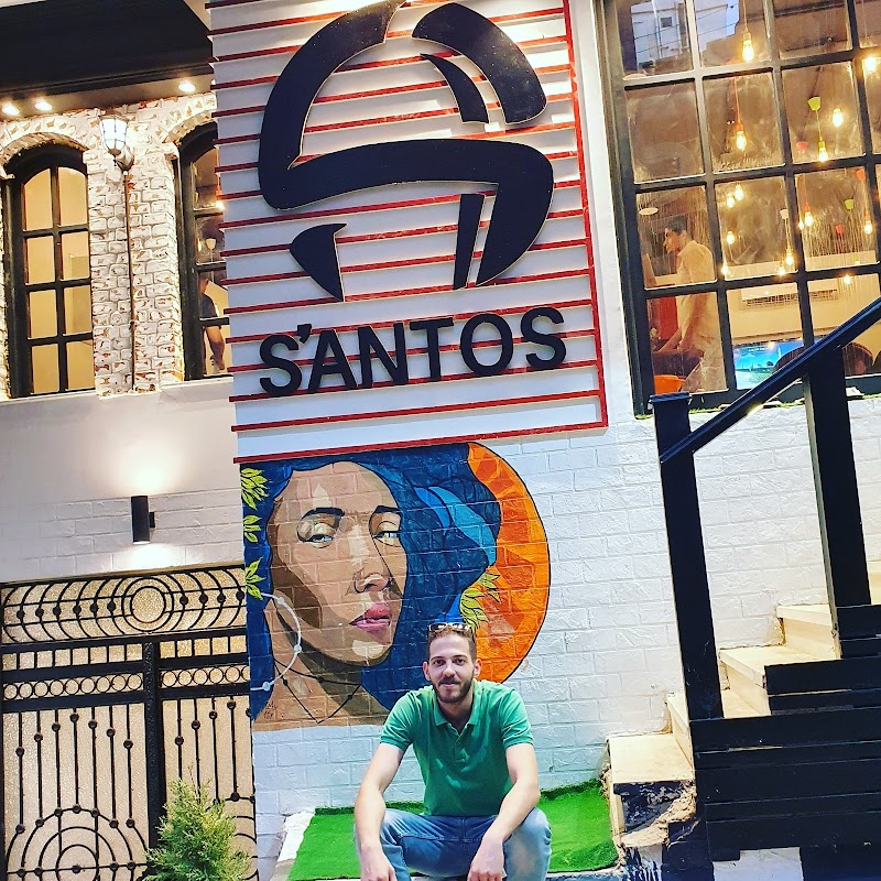 SANTOS RESTAURANT & CAFE - صورة 1