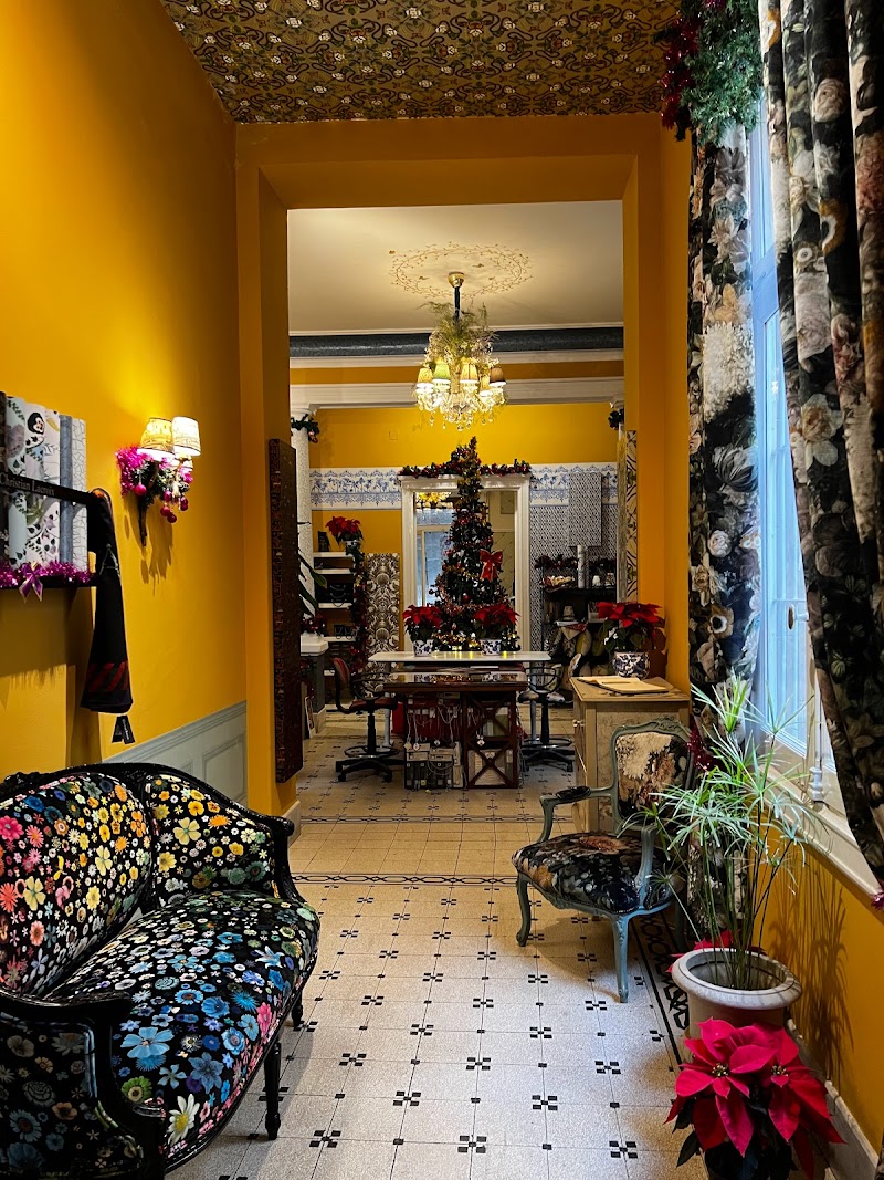 Design Emporium - Photo 2