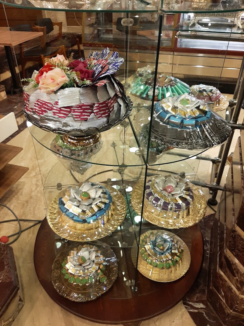 BonBon - Photo 1
