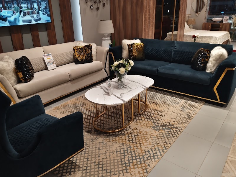 HUB Furniture Suez