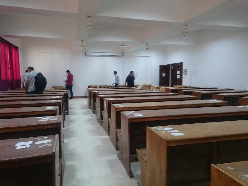 كلية هندسة البترول والتعدين جامعة السويس - صورة 1