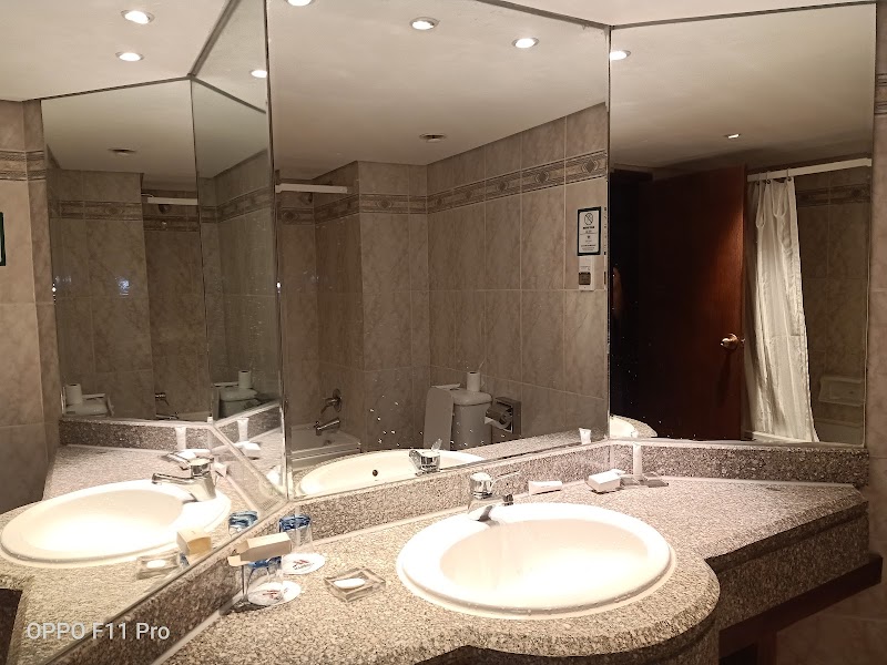 Hurghada Marriott Beach Resort - Photo 2