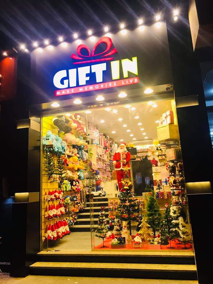 GIFT IN - Photo 1