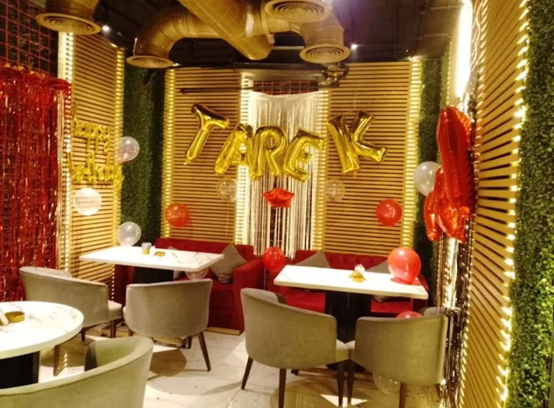 Papa Cafe & restaurant فرع المهندسين - صورة 2