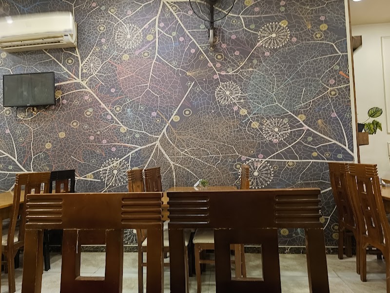 مطعم منيسي للمشويات والأسماك - Photo 1