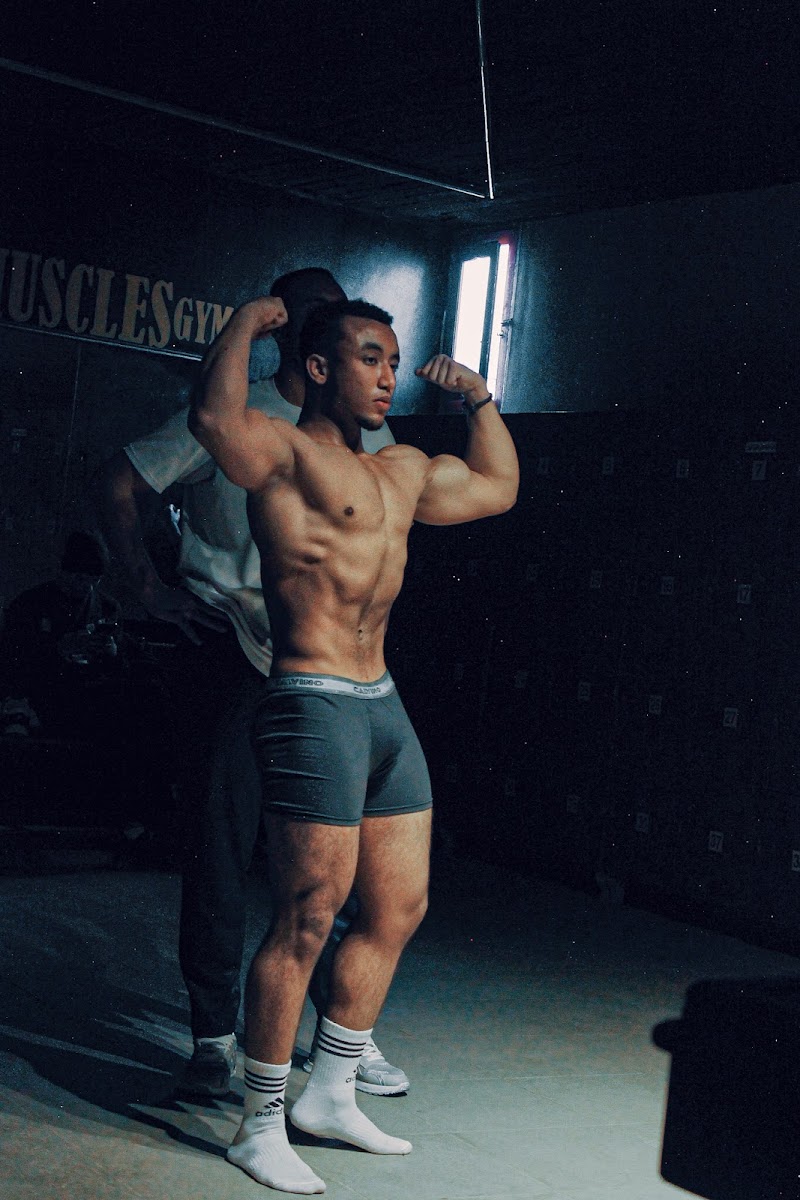 Dr.Muscles Gym - Photo 3