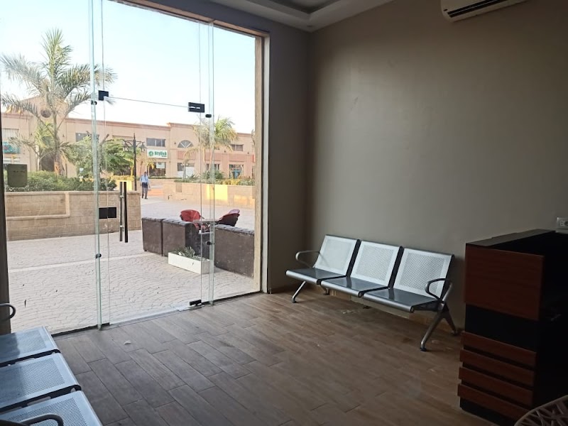 Royal Veterinary Clinic (Dr Anas El Gazzar) - Photo 2