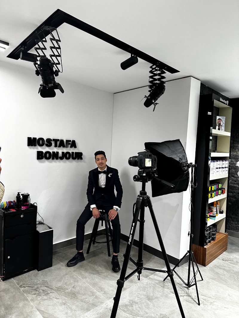 Mostafa Bonjour Beauty Center