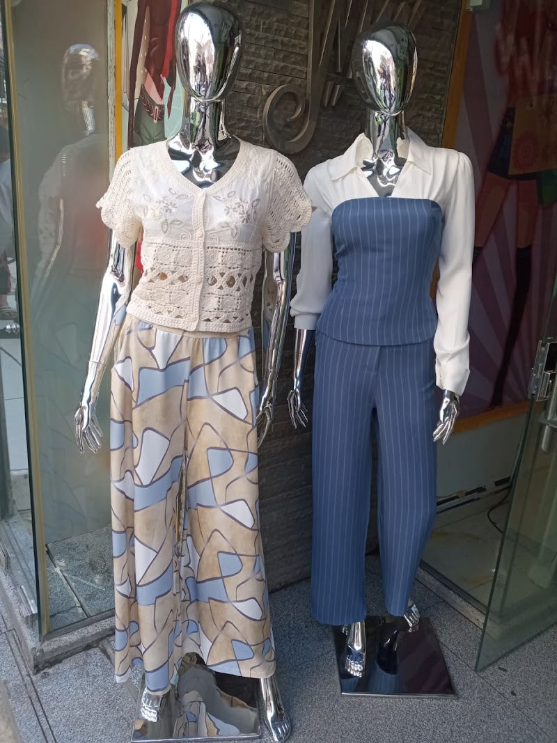 Chanel Suez (Women Clothing) - Photo 3