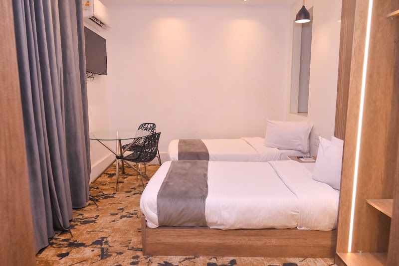 New Alhussien Hotel - Photo 1