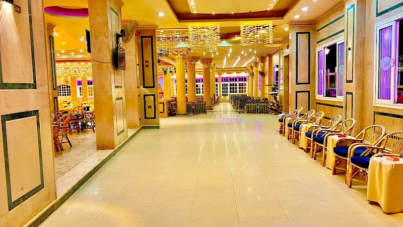 Empire Village قرية إمباير - صورة 2