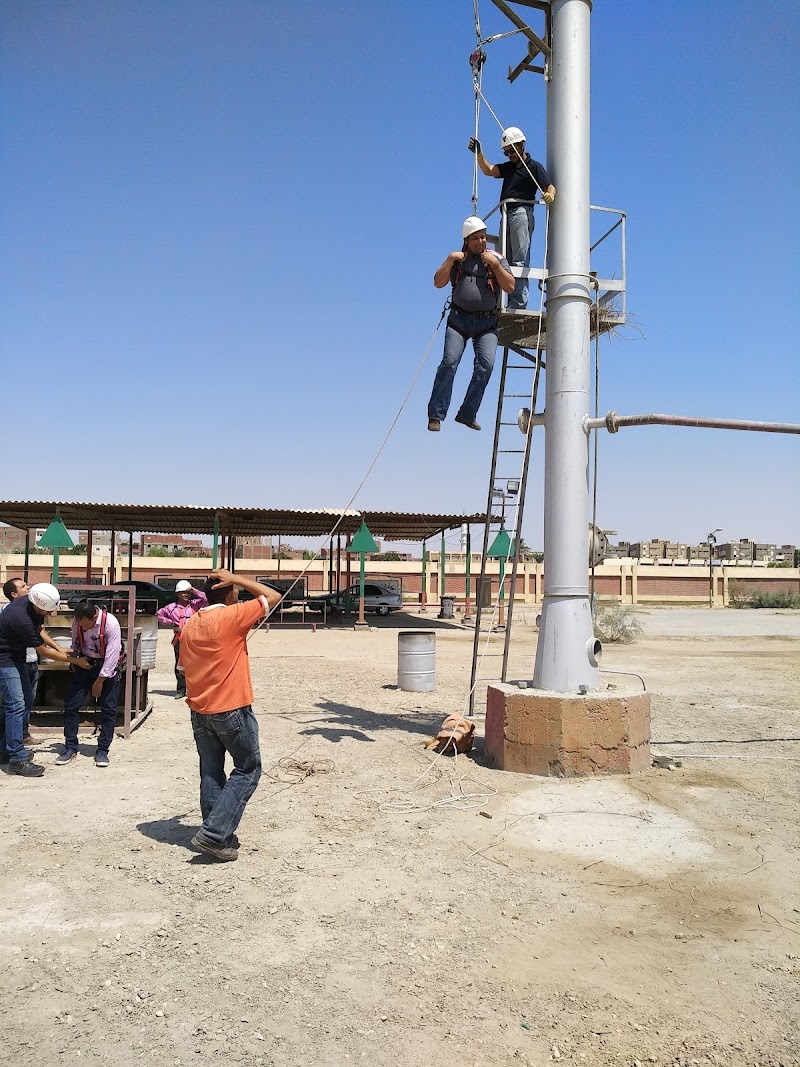 مركز تدريب شركة السويس لتصنيع البترول - صورة 1