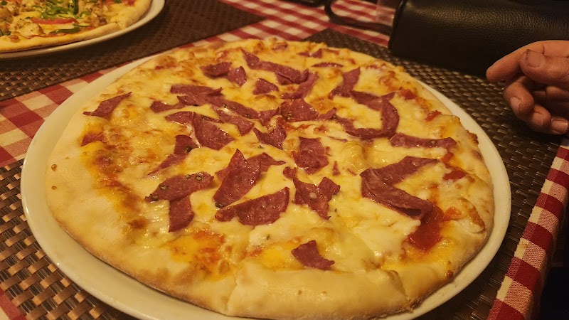 IL GUSTO RISTORANTE ITALIANO - Photo 3