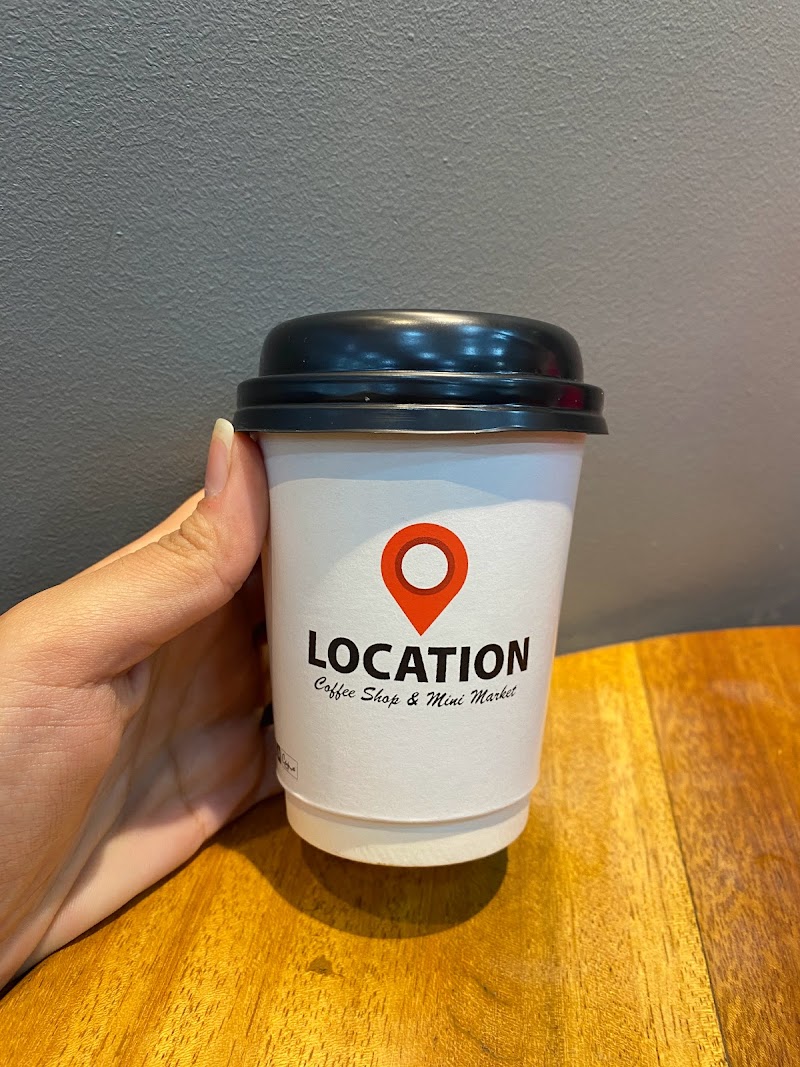 Location Cafe - Photo 2