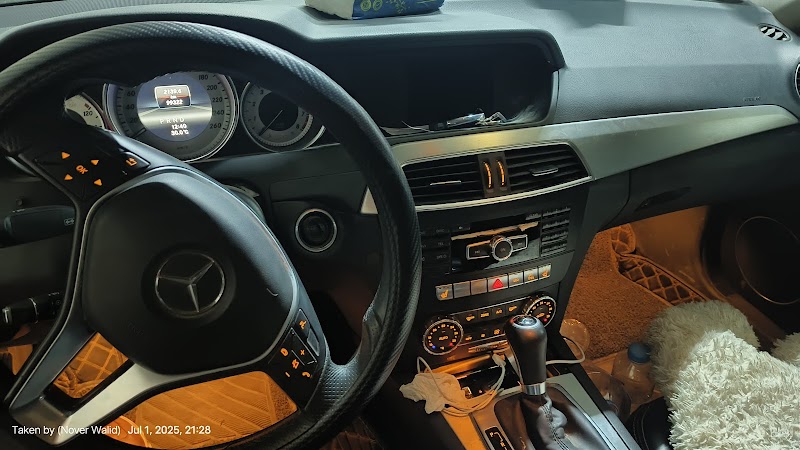 Mercedes Car repair shop - Gado - صورة 3