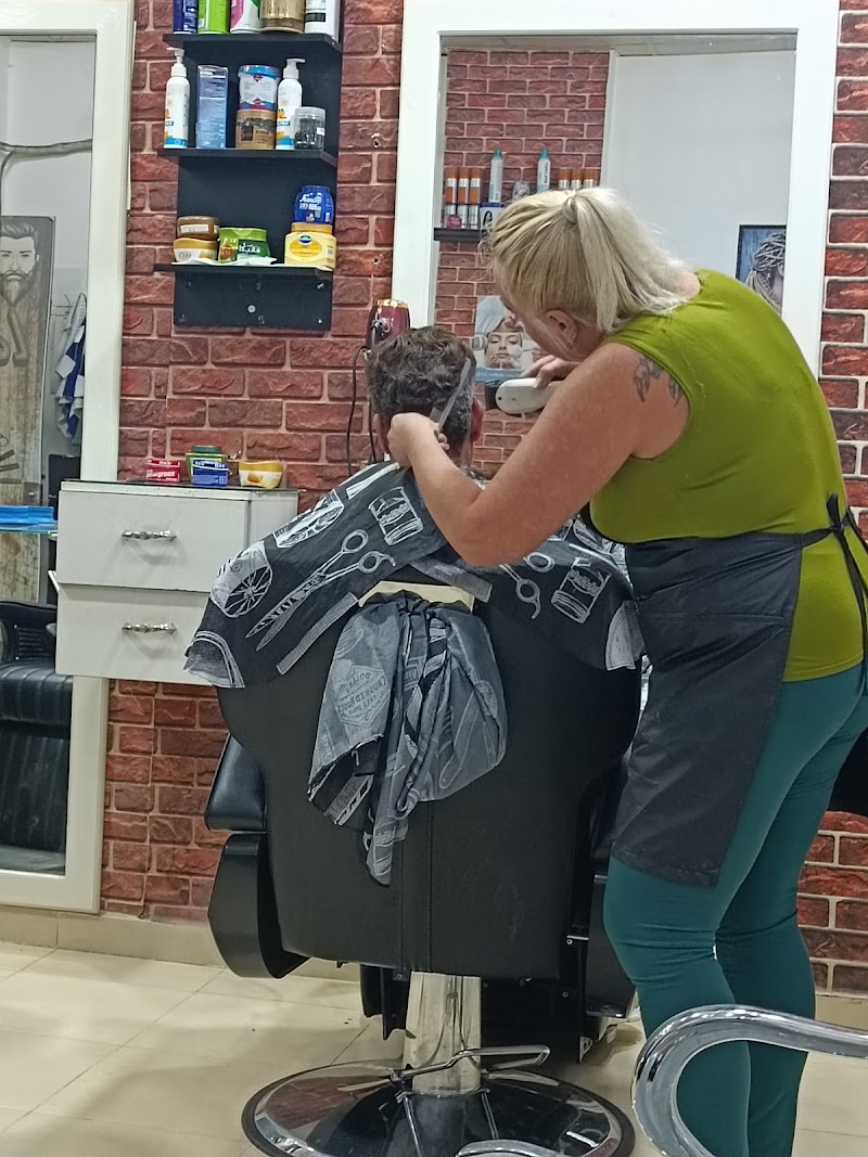 Barber Shop ( Legend Salon )for Men and women