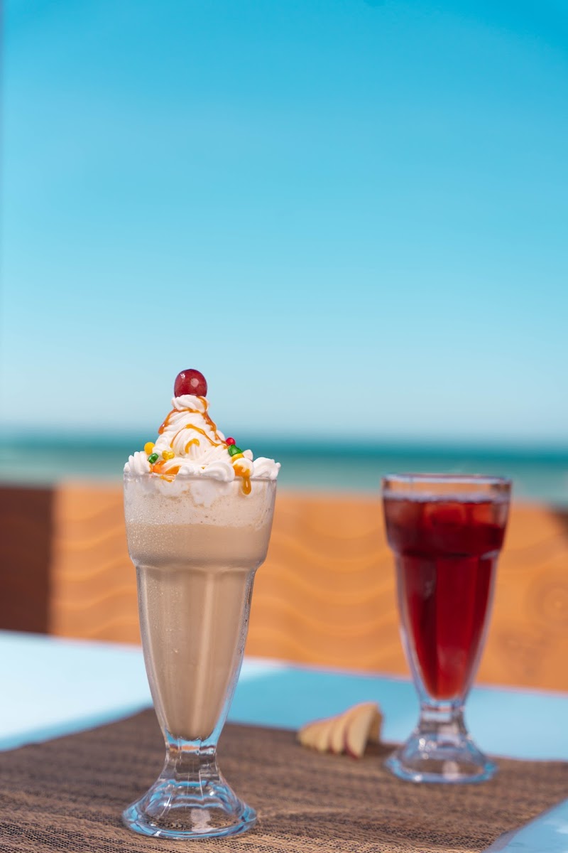 Aquarium Cafe & Resturant - Photo 3