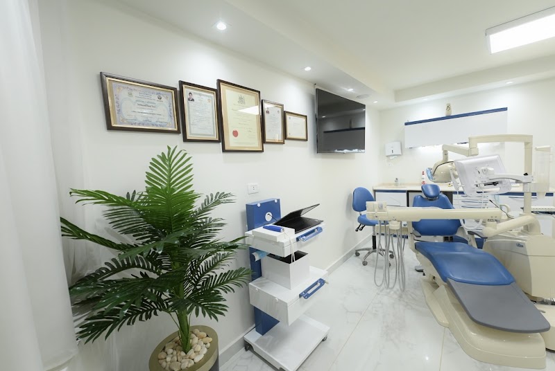 Elegance Dental clinic - عياده اليجانس لطب الاسنان - دكتور محمد عماد عيسي