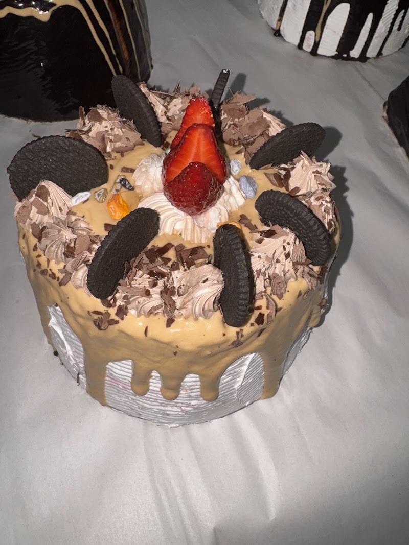حلوانى لافوش pastry La Voche