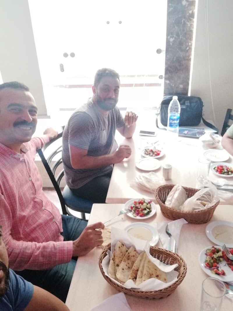 مطعم طلعت فرع يسري راغب - صورة 2