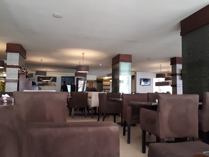 Stereo Restaurant And Cafe - صورة 2