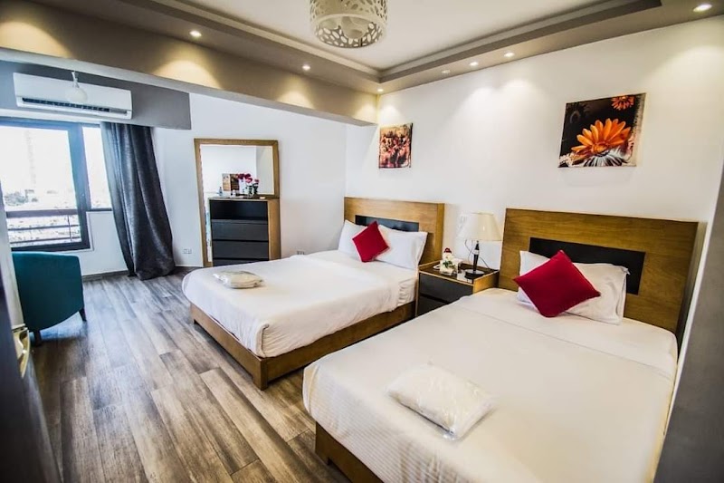 RIVER EDGE HOTEL