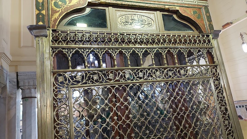 النائب الإلكتروني دكتور اشرف فتح الباب المحامي بالنقض والإدارية العليا وللمحاماه والاستشارات القانونية - صورة 3