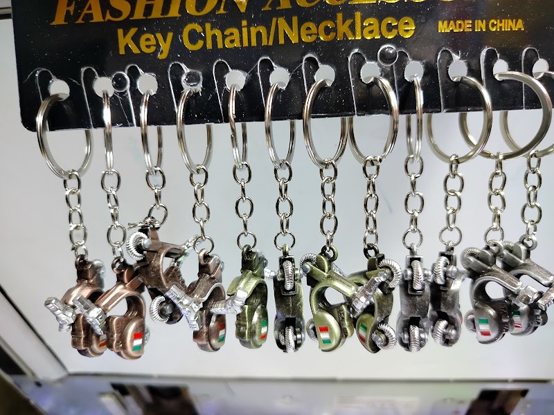 Al Thakafa Store - Photo 2