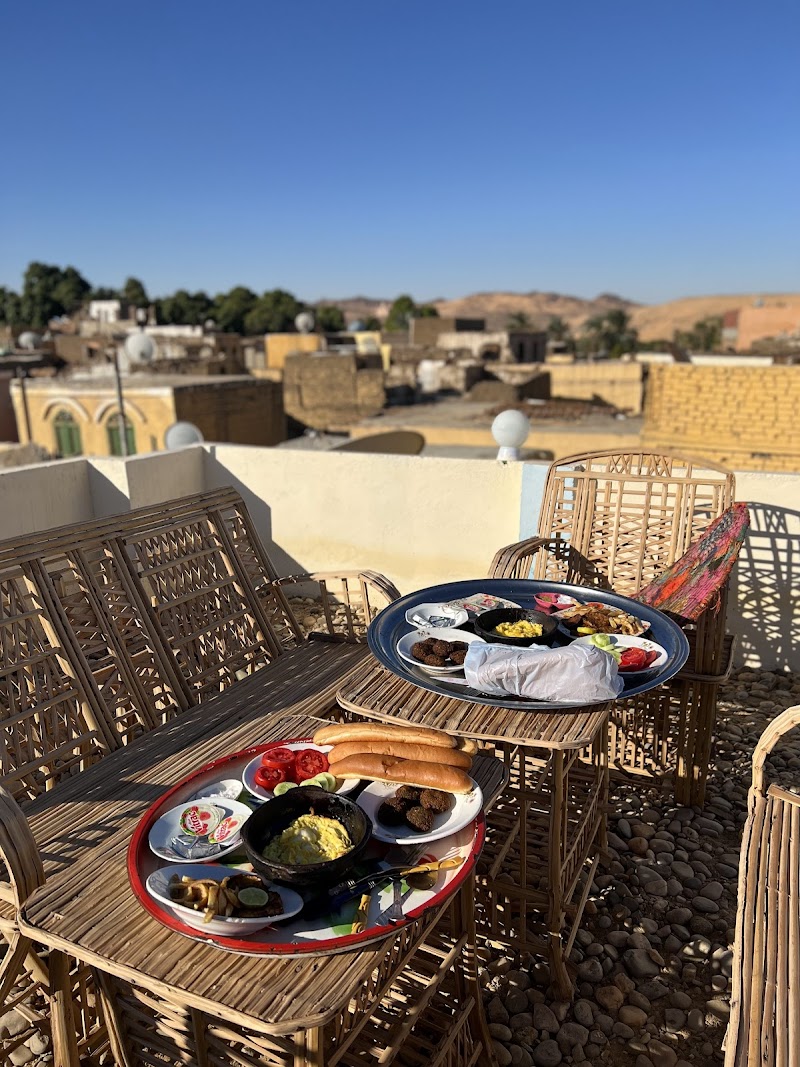 Kosh royal guest house - Photo 3