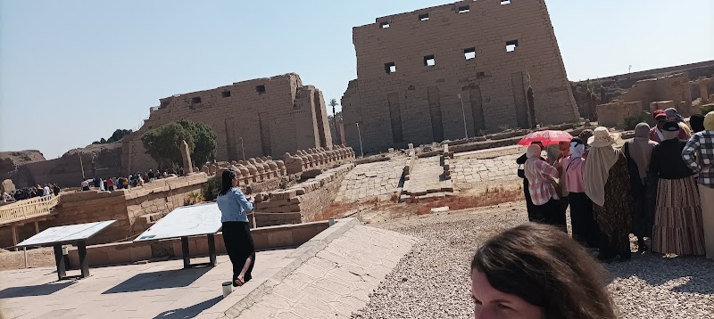قاعة المؤتمرات بالأقصر - صورة 2