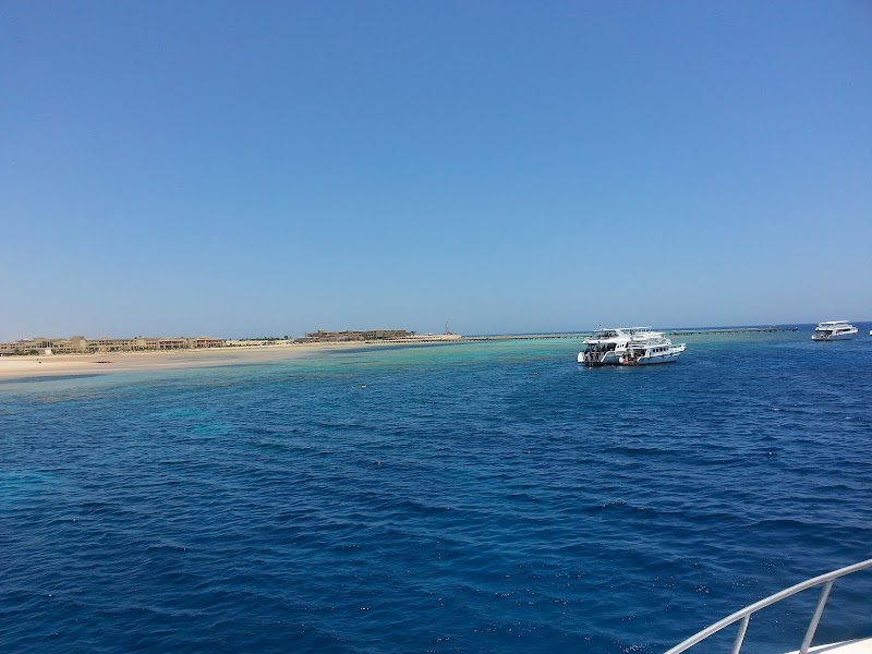 ديوان عام محافظة البحر الأحمر - صورة 1